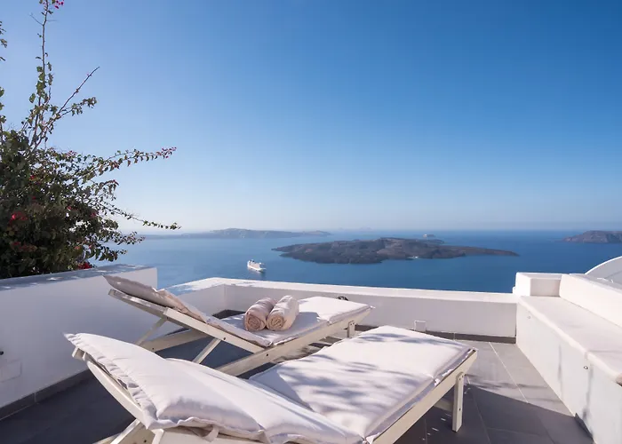 Karpimo Horizon - Caldera Sunset View - Private Hot Tub - فيلة فِروستيفاني