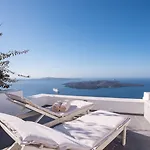 Karpimo Horizon - Caldera Sunset View - Private Hot Tub - فيلة فِروستيفاني