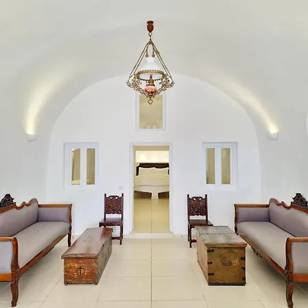 Вилла Karpimo Horizon - Caldera Sunset View - Private Hot Tub - Фиростефани