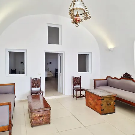 Dimitrios Cave House *