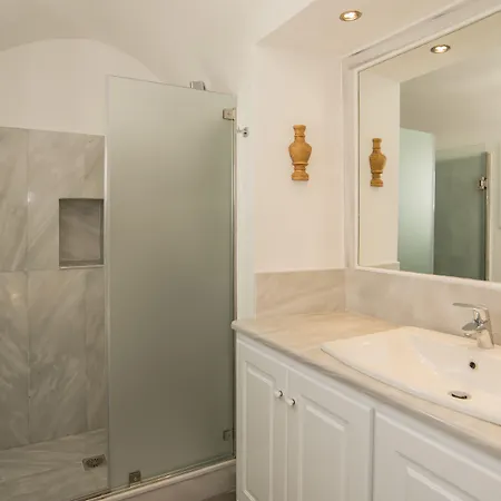 Dimitrios Cave House Villa *