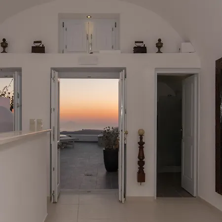 Villa Karpimo Horizon - Caldera View With Private Hot Tub Firostefani