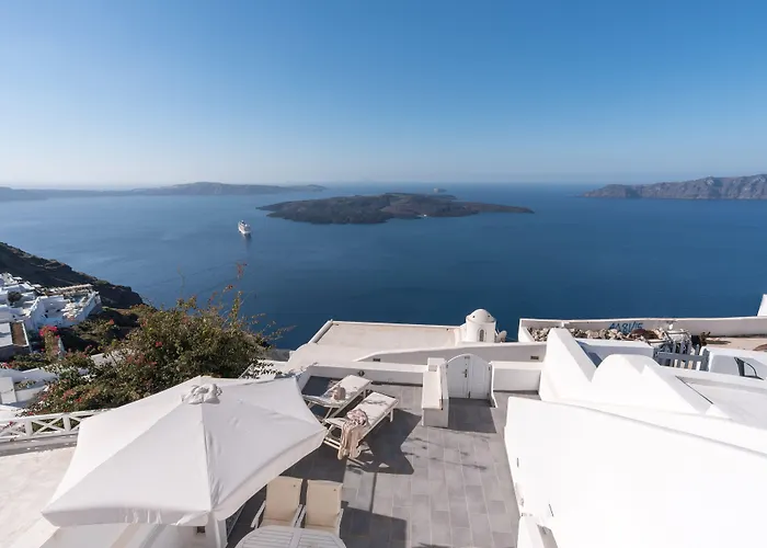 Вилла Karpimo Horizon - Caldera Sunset View - Private Hot Tub - Фиростефани